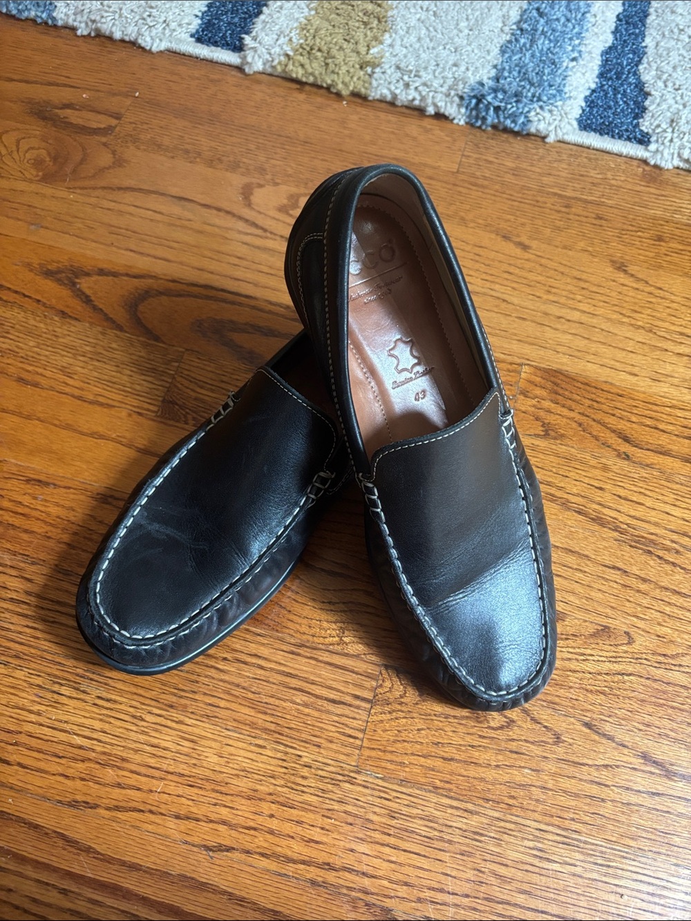 Ecco Black Leather Slip-On Loafers with White Contrast Stitching